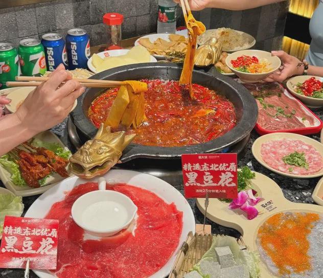 的“非遗”故事火锅老板赶紧跟！PG电子麻将胡了模拟器李子柒讲(图6)
