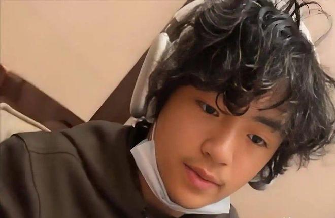 g6岁小儿子变挂件撒娇太粘人生父至今成迷麻将胡了2游戏入口张柏芝晒母亲节vlo(图14)