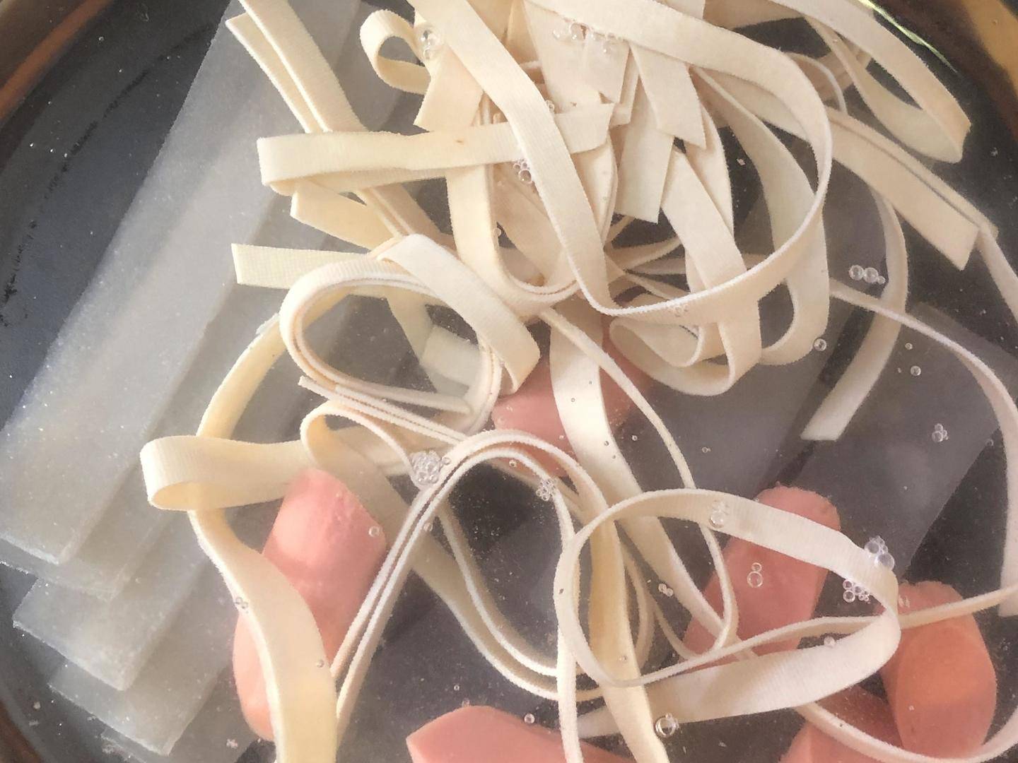 三步法之午餐篇——火锅冒菜PG电子麻将胡了模拟器美食(图3)